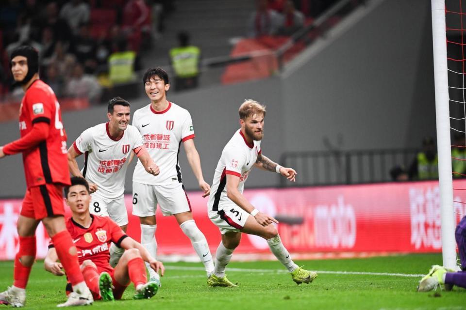 蓉城VS海港首发：4外援对垒！韦世豪先发反戈，杨世元、魏震登场